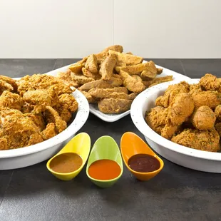 chicken wings and fried chicken, bbq chicken, fried chicken wings, chicken, bbq wings, chicken wings, fried chicken, poultry, food