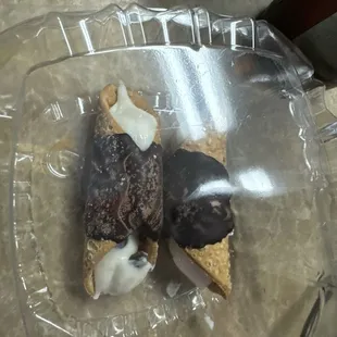 Cannoli