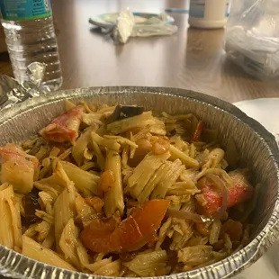 Seafood pasta ( shrimp , crabmeat penne in garlic sauce) Terrible