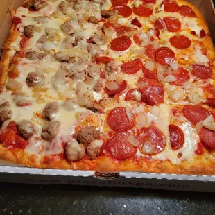 18&quot; Square Sicilian half Sausage  &amp; half  Pepperoni Pizza with onions