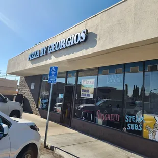 the outside of a restaurant