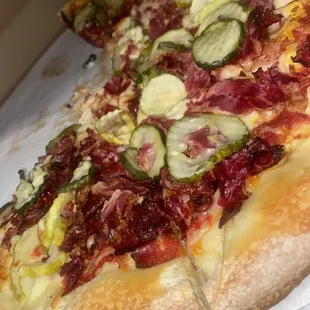 Pastrami Pizza