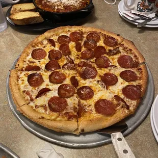 Pepperoni pizza