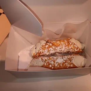 Cannolis