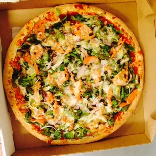 Light cheese specialty pizza, tastes great!!!!