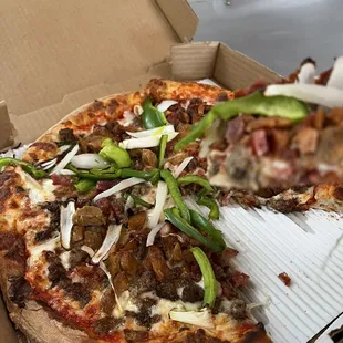 I ordered small  &quot;Chelsea&quot; was very Tasty, crust toasted to perfection. Im very happy with my experience here.