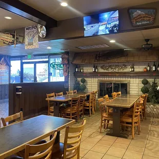 ramen and noodles, interior