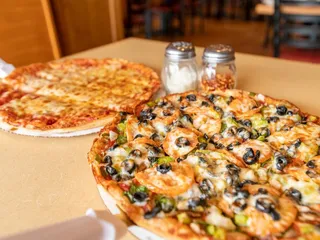 Raymond's Pizza