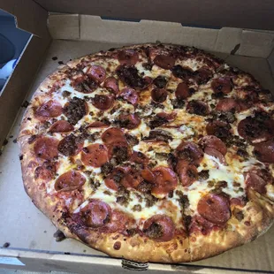 Sausage Pepperoni 16&quot;. Delicious! Excuse the bad lighting. Pizza was perfectly cooked and so good!