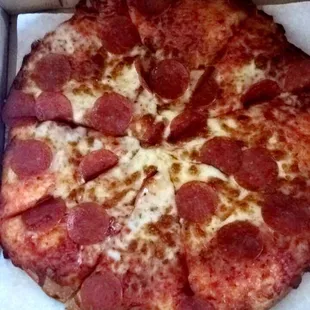 Medium pepperoni pizza