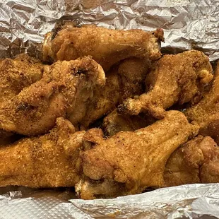 Old bay wings, crispy, all drums