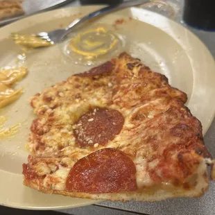 food, pizza