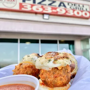 &quot;Meatball Sliders&quot; @ Pizza Company - 2/3/23