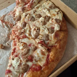 Sausage &amp; Feta Pizza