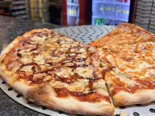 Milan Pizzeria