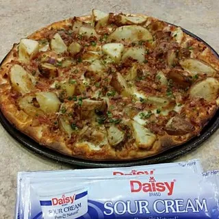 Loaded Baked Potato Pizza