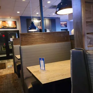 Inside Pizza Cottage