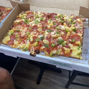 Hawaiian add pepperoni
