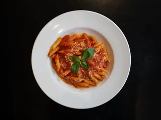 La Villa Pizzeria & Restaurant