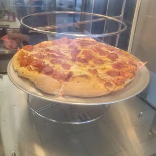 They sale pizza by the slice.