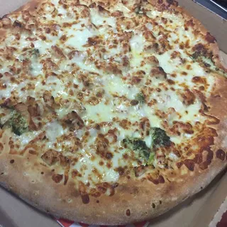 Chicken Alfredo Pizza