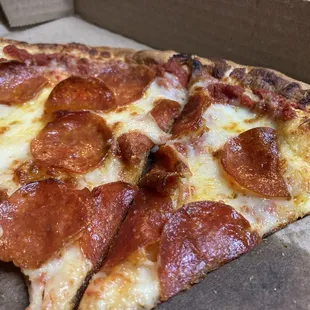 Pepperoni pizza deliciouse