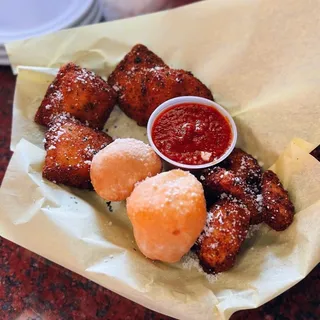 Deep Fried Mozzarella Balls (3)