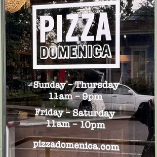 Pizza Dominica - Uptown, Magazine Street, West Riverside area.