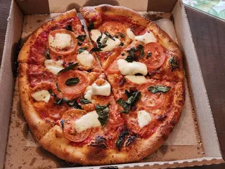 Mid City Pizza Uptown