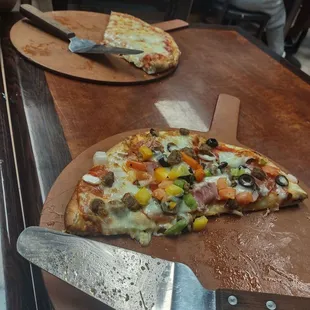 Cheese pizza and the Works pizza... delicious