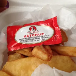 Great fries but, where is the Heinz ketchup? I mean wtf?