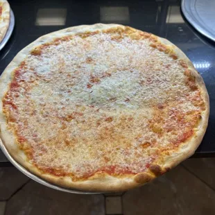 New York style original cheese pizza