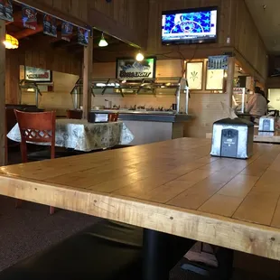 sushi and sashimi, interior