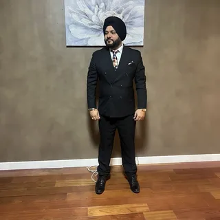 Raaj D.