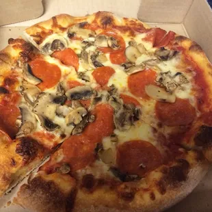 Small pepperoni and mushroom