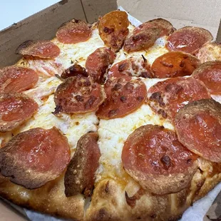 Super cheesy super crispy just like a pizza should be. Berry affordable and the ranch is on point