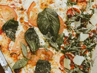 Deja Vu Pizza and Pasta