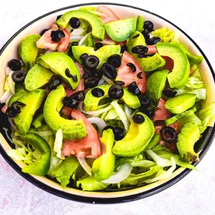 Pizza Famiglia Salad