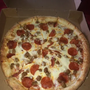 Large 3 topping pizza