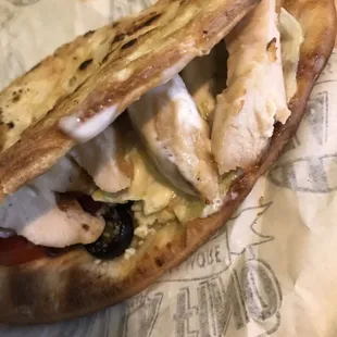 #goodandfilling #greekchickenpita