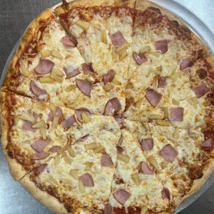 Ham, pineapple pizza!