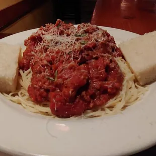 Spaghetti with meatballs (hidden under sauce)