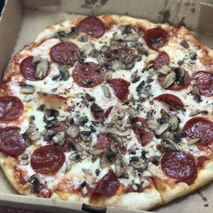 Mushroom and Pepperoni Pizza