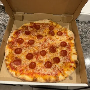 Pepperoni pizza
