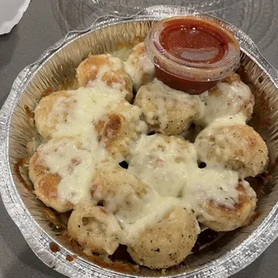 Garlic Knots with cheese