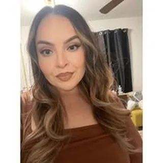 Veronica R.