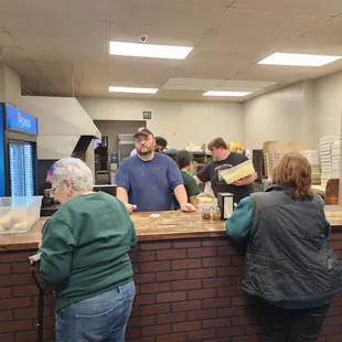 Even reminds me of Breezys...with more people.