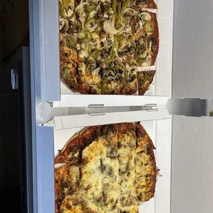 House special &amp; Italian beef &amp; Sausage pizzas.