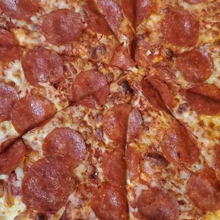 Pizza was dry and hard taste like cardboard