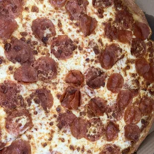 Shouldn't there be more pepperonis for pepperoni lovers specialty?